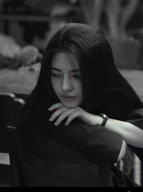 Sad Girl DP for WhatsApp